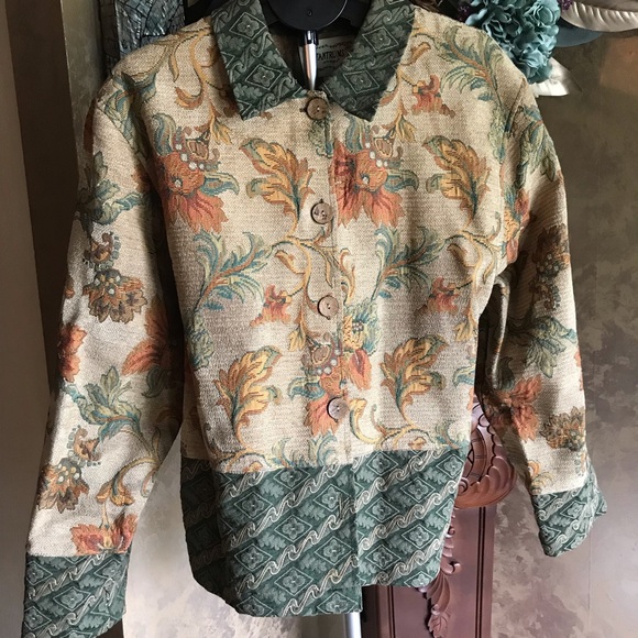 Jacket - Picture 1 of 4